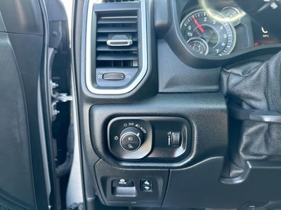 2022 RAM 1500 Big Horn Quad Cab 4x2 6'4" Box