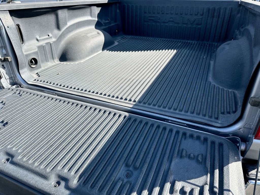 2022 RAM 1500 Big Horn Quad Cab 4x2 6'4" Box