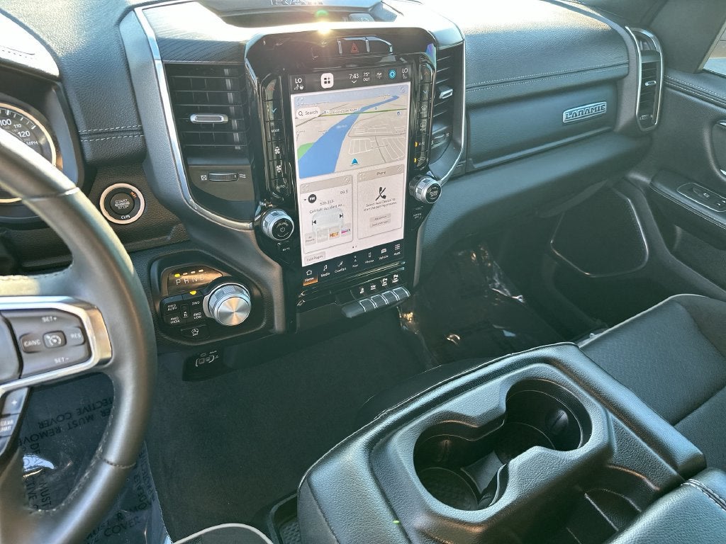 2024 RAM 1500 Laramie Crew Cab 4x4 5'7" Box
