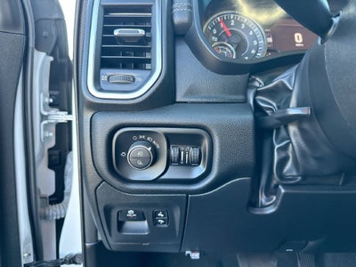 2024 RAM 1500 Laramie Crew Cab 4x4 5'7" Box
