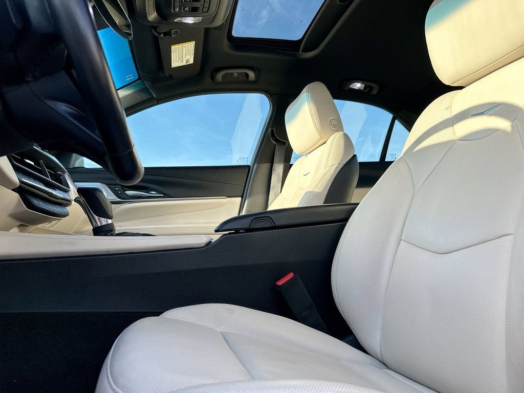 2021 Cadillac CT4 Premium Luxury