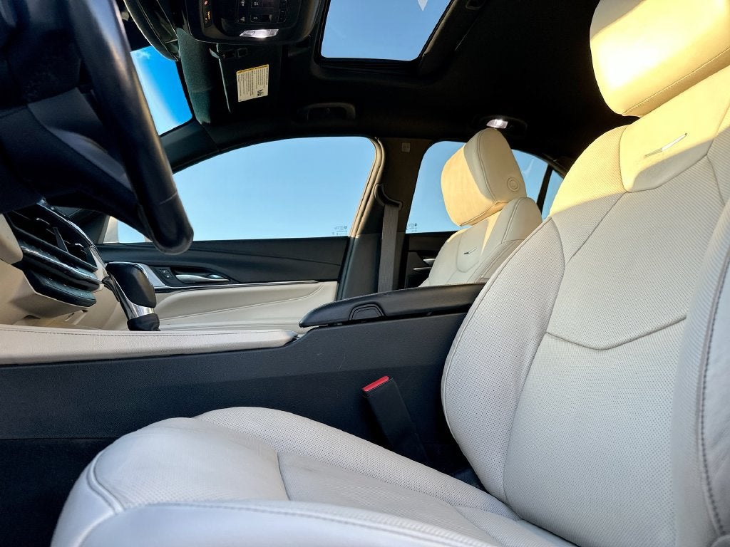2024 Cadillac CT4 Premium Luxury