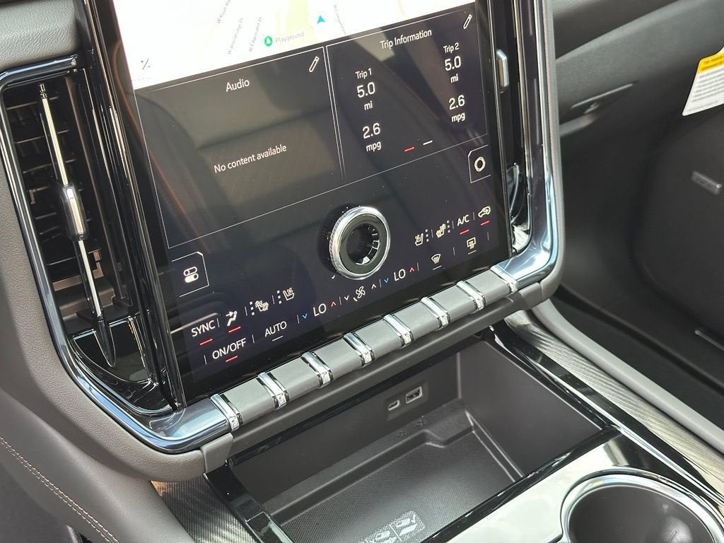 2026 GMC Yukon AT4 - Photo 13