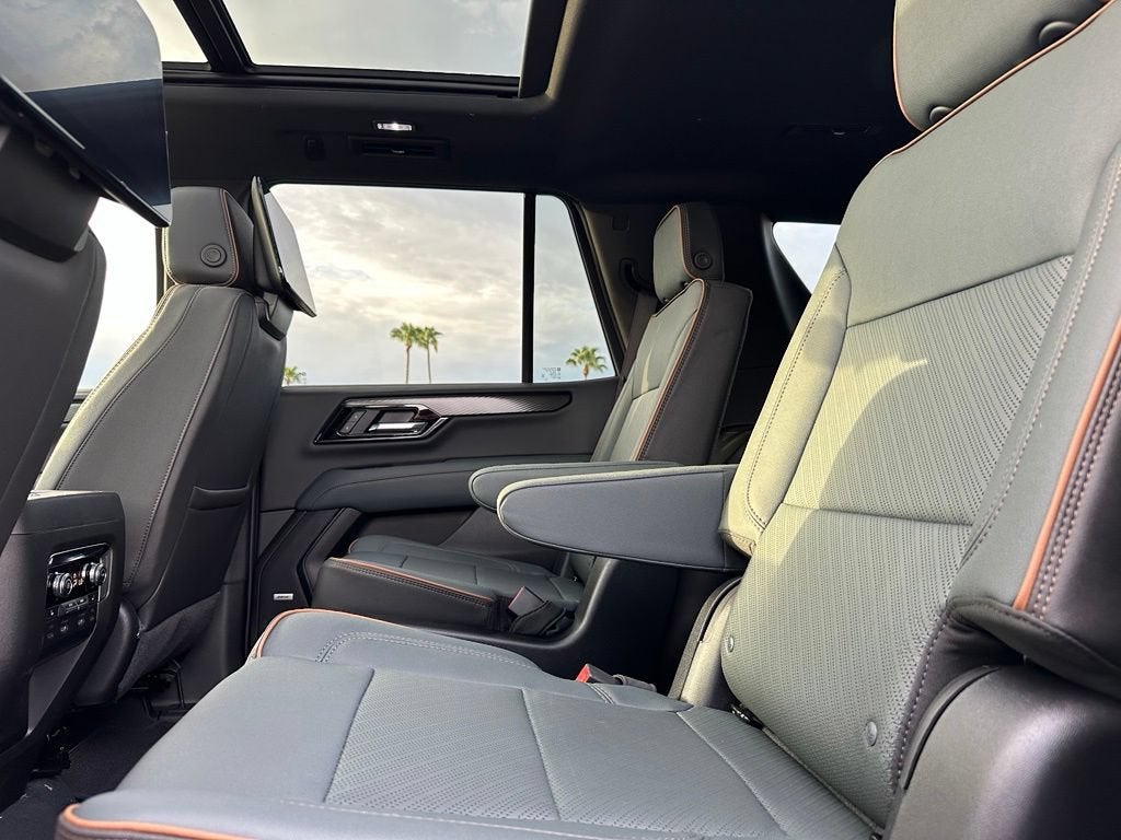 2026 GMC Yukon AT4 - Photo 17