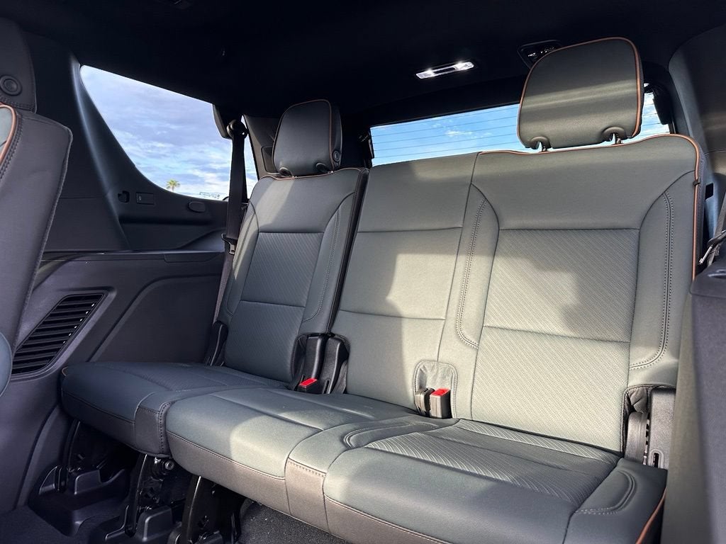 2026 GMC Yukon AT4 - Photo 18