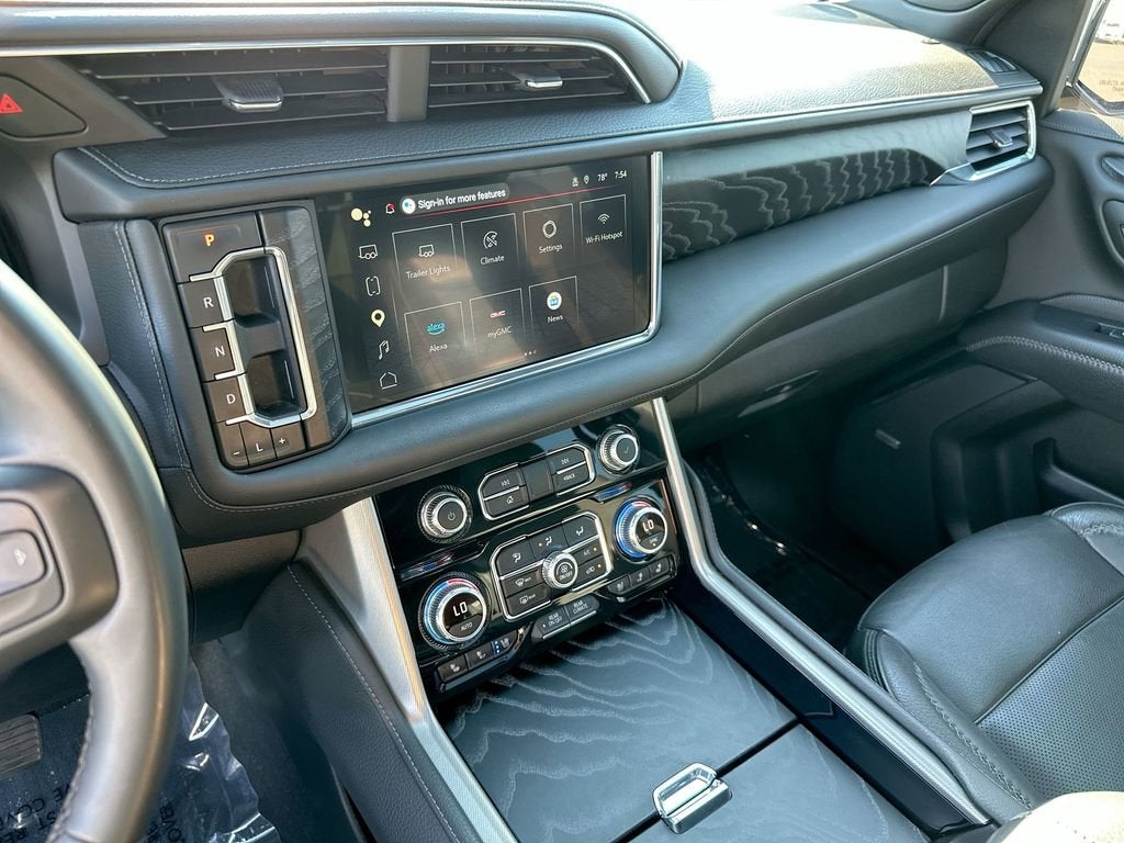 2023 GMC Yukon XL Denali