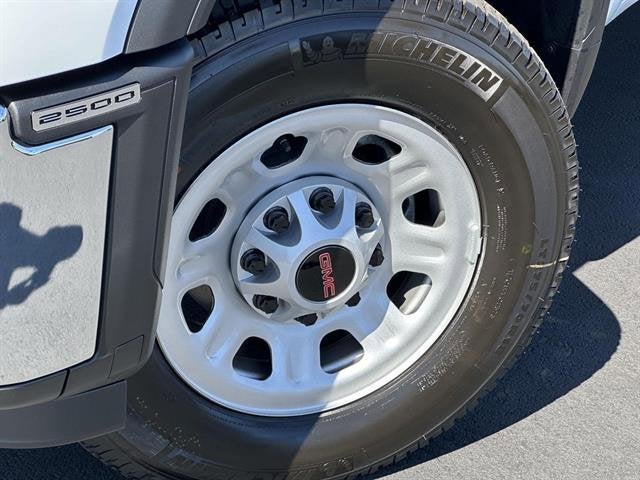 2025 GMC Sierra 2500 HD Pro