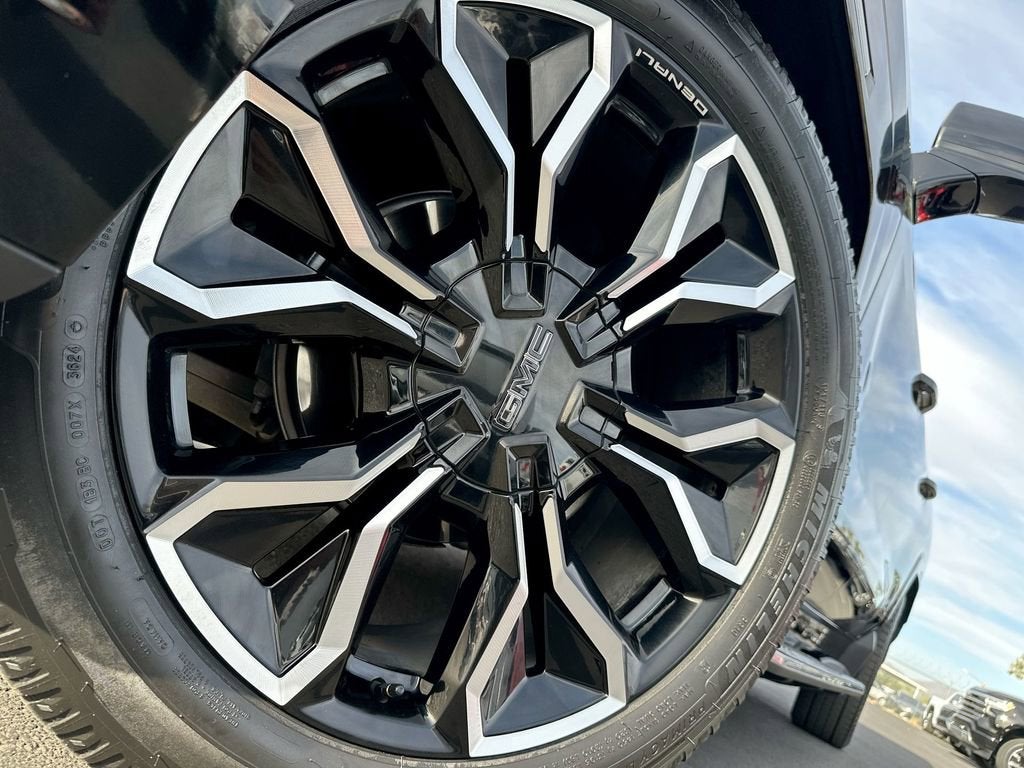 2025 GMC Sierra EV Max Range Denali