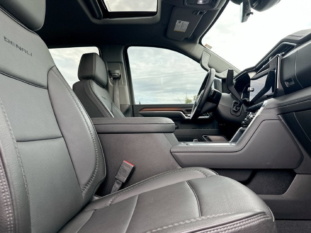 2024 GMC Sierra 2500 HD Denali