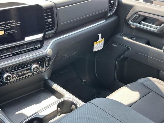 2025 GMC Sierra 3500 HD SLT