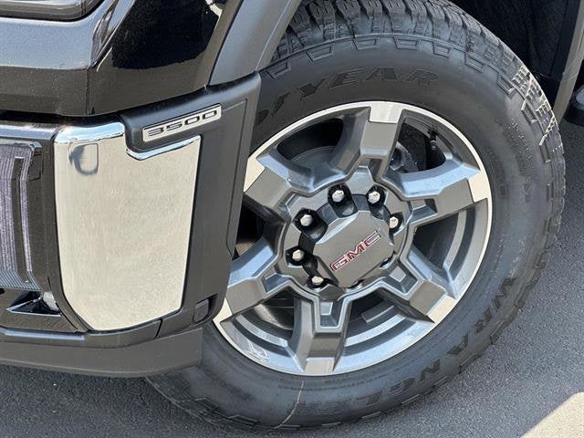 2025 GMC Sierra 3500 HD SLT