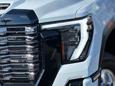 2026 GMC Sierra 3500 HD Denali Ultimate DRW