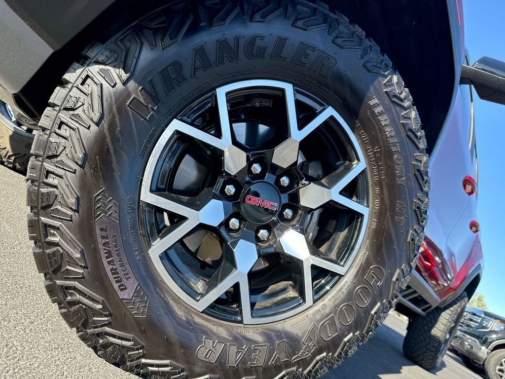 2024 GMC Canyon AT4X