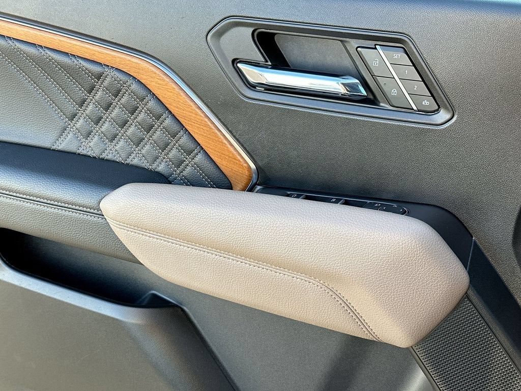 2023 GMC Canyon Denali