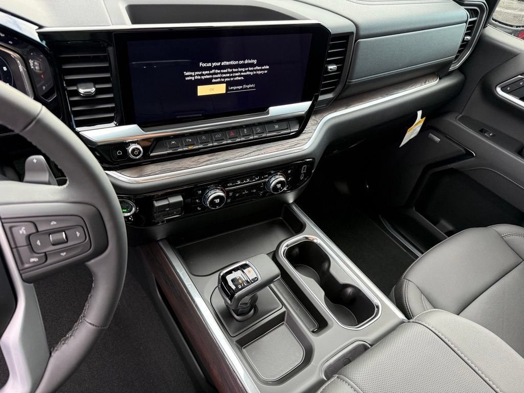 2026 GMC Sierra 1500 SLT - Photo 11