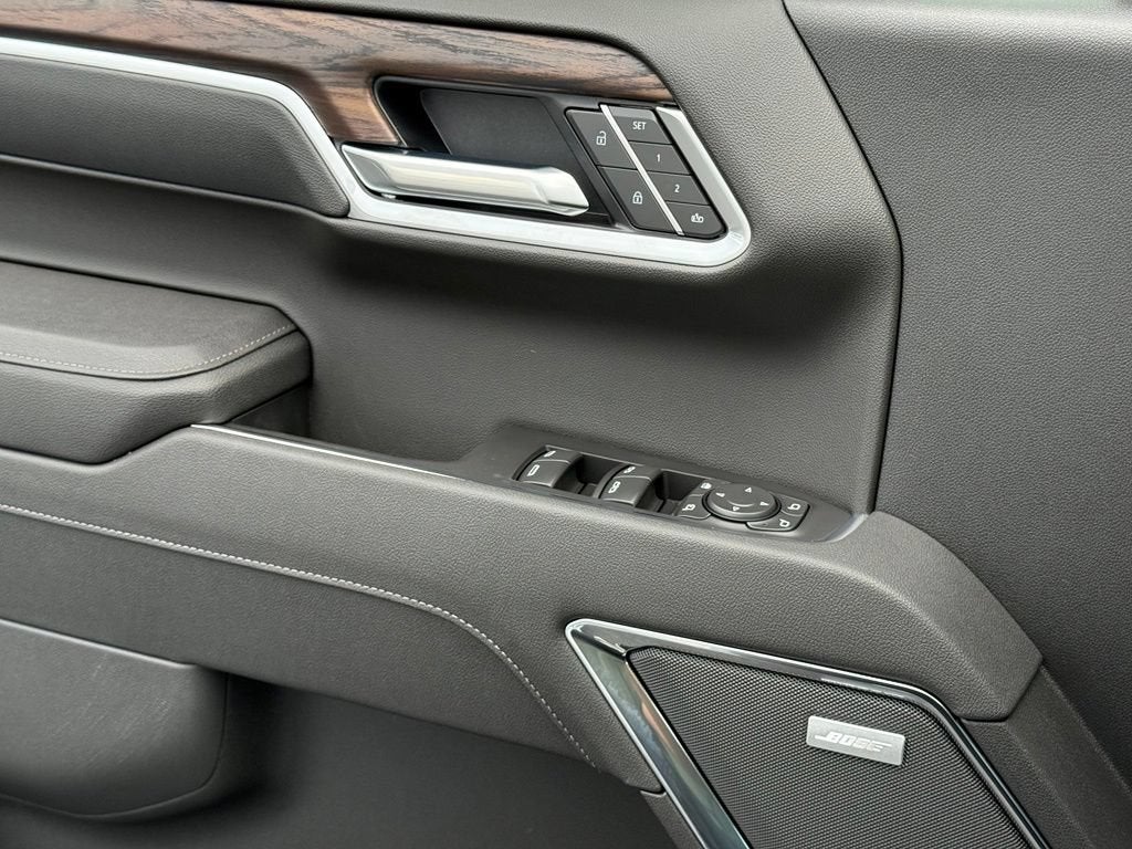 2026 GMC Sierra 1500 SLT - Photo 15
