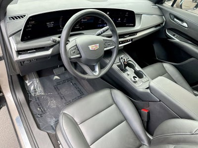 2024 Cadillac XT4 Luxury