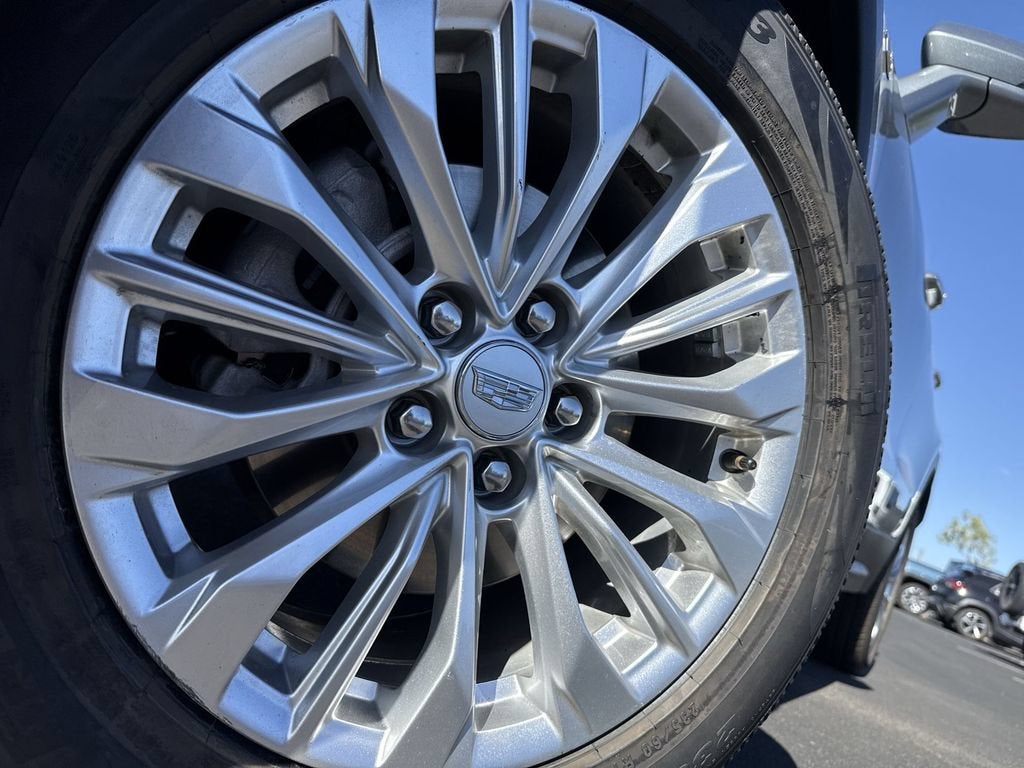 2024 Cadillac XT4 Luxury