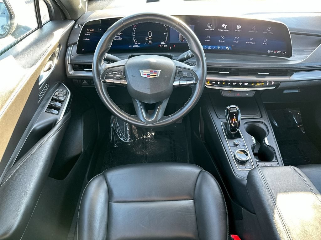 2025 Cadillac XT4 Premium Luxury