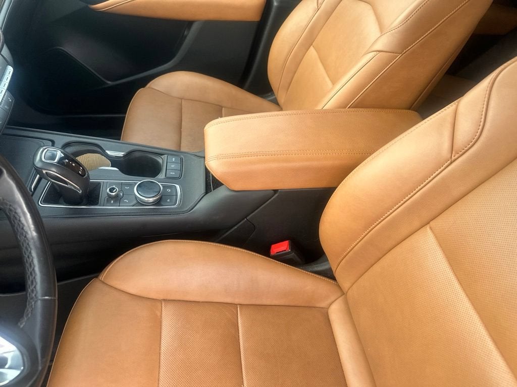 2019 Cadillac XT4 FWD Premium Luxury