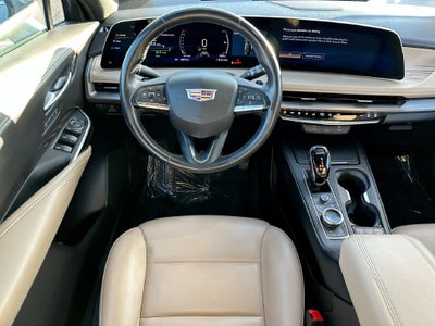 2025 Cadillac XT4 Premium Luxury