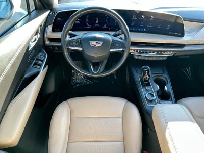 2024 Cadillac XT4 Premium Luxury