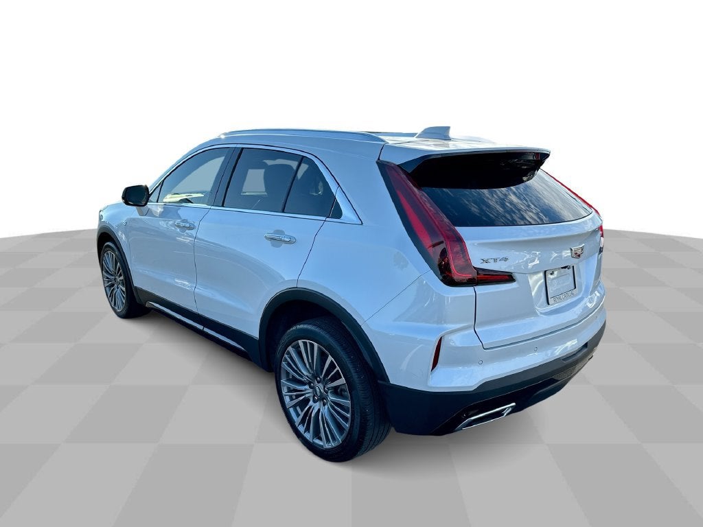 2024 Cadillac XT4 Premium Luxury