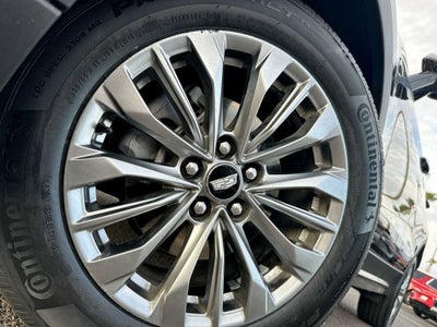 2025 Cadillac XT4 Premium Luxury