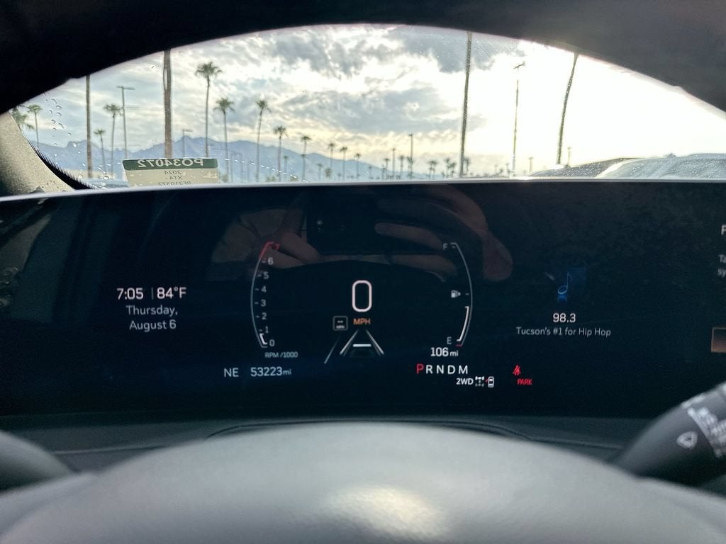2024 Cadillac XT4 Premium Luxury
