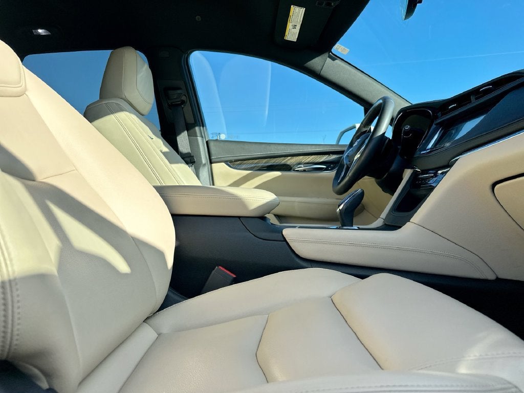 2017 Cadillac XT5 FWD