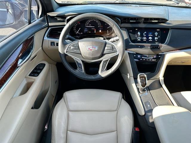 2018 Cadillac XT5 Luxury FWD