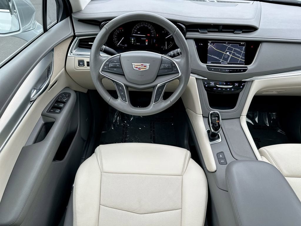 2019 Cadillac XT5 Premium Luxury FWD