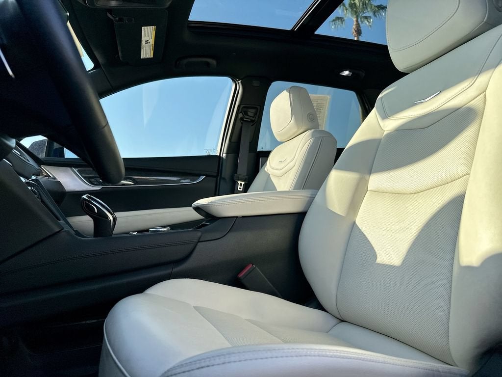 2023 Cadillac XT5 AWD Sport