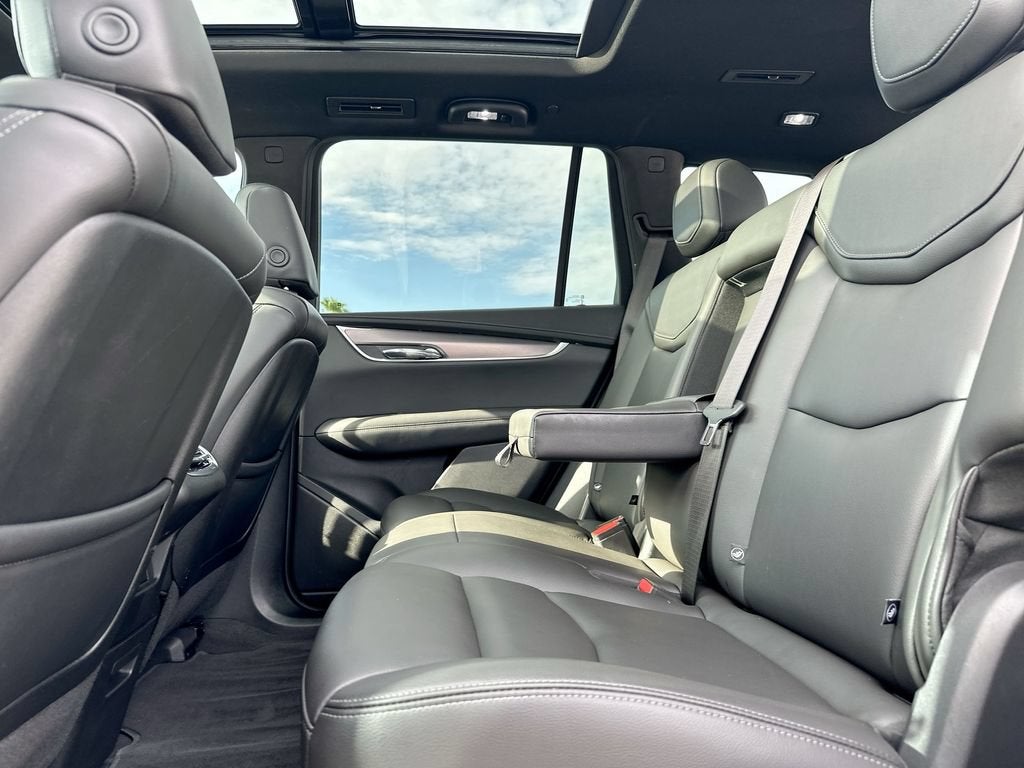2023 Cadillac XT6 Luxury