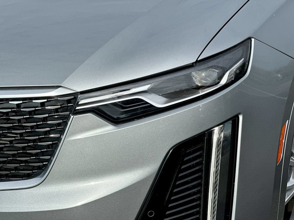 2023 Cadillac XT6 Luxury