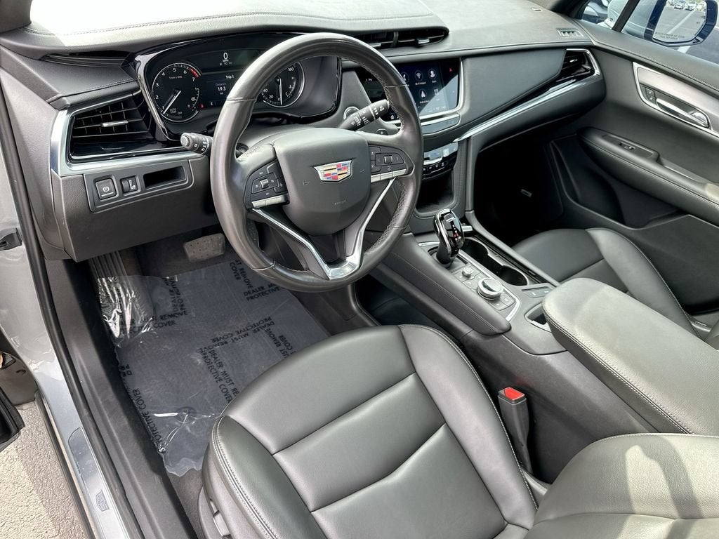 2023 Cadillac XT6 Luxury