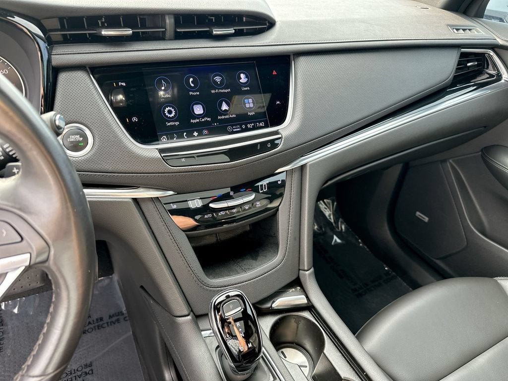 2023 Cadillac XT6 Luxury