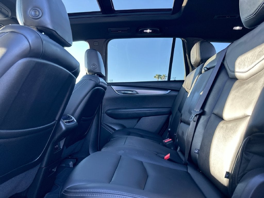 2023 Cadillac XT6 FWD Luxury