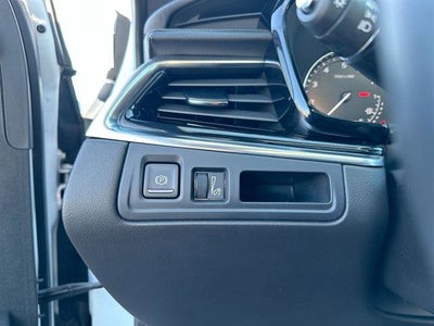 2025 Cadillac XT6 Luxury