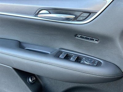 2025 Cadillac XT6 Luxury