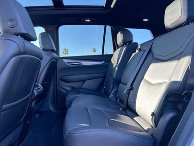 2025 Cadillac XT6 Luxury