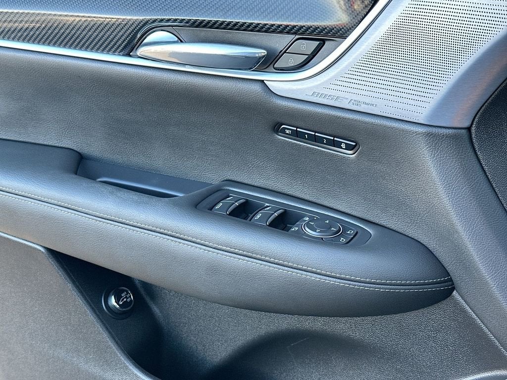 2023 Cadillac XT6 Sport