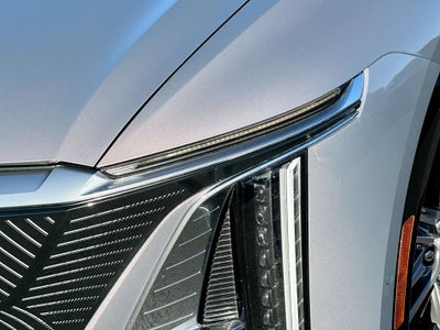 2024 Cadillac LYRIQ Luxury 2