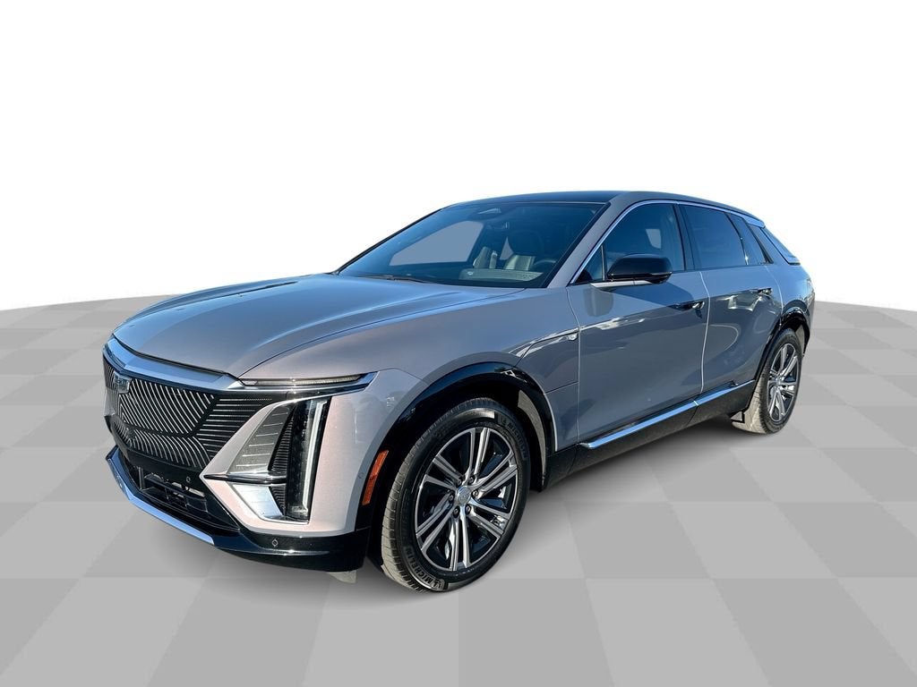 2024 Cadillac LYRIQ Luxury 2