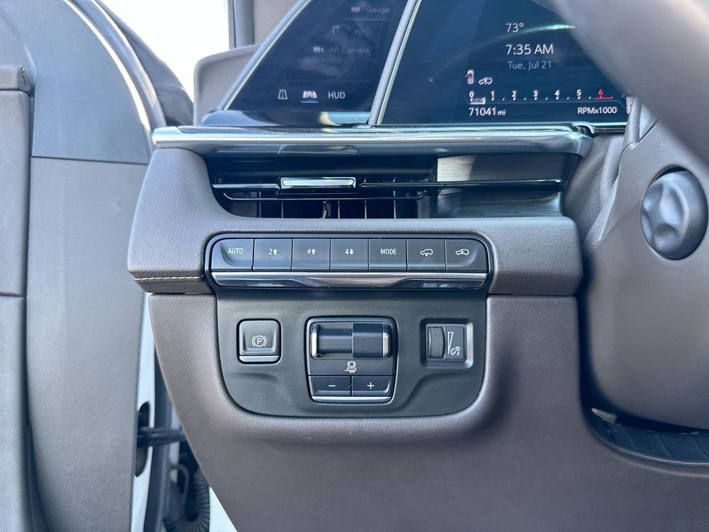 2022 Cadillac Escalade Premium Luxury