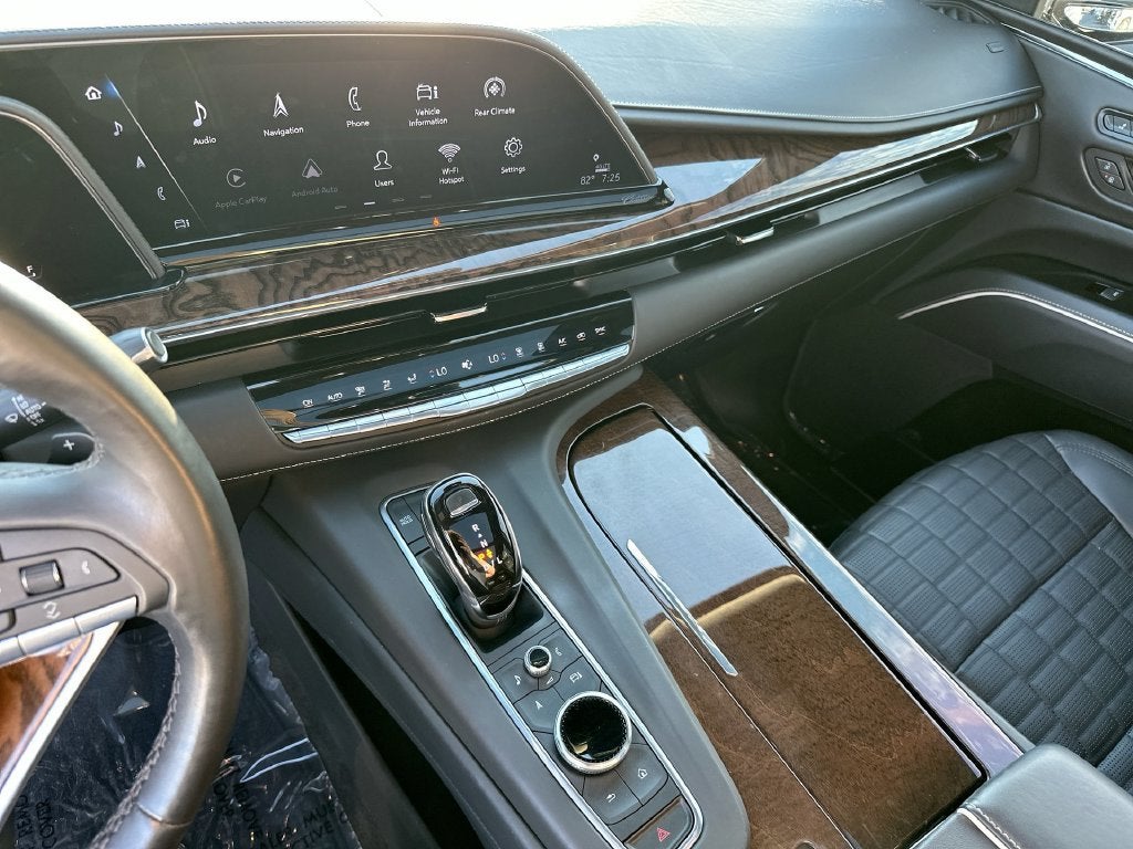 2022 Cadillac Escalade Premium Luxury Platinum