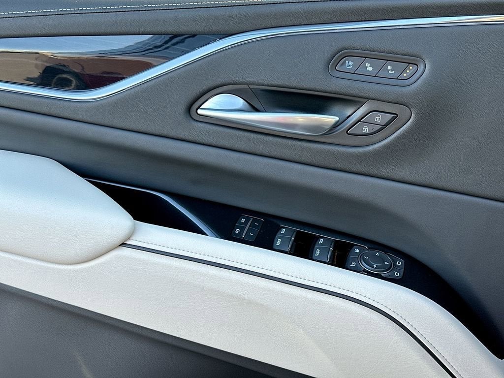 2024 Cadillac Escalade Sport