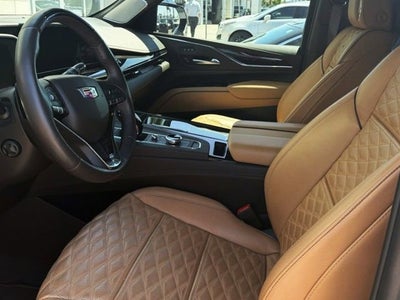 2023 Cadillac Escalade Sport