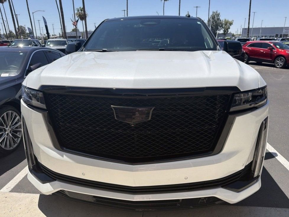 2023 Cadillac Escalade Sport