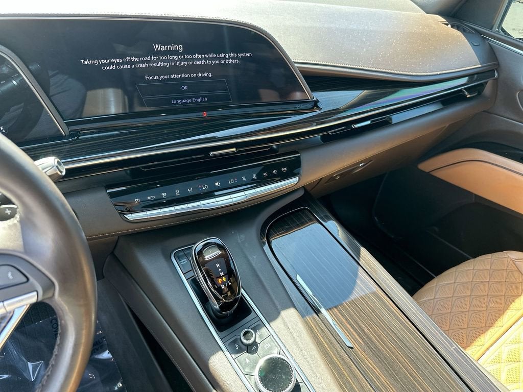 2022 Cadillac Escalade ESV Premium Luxury